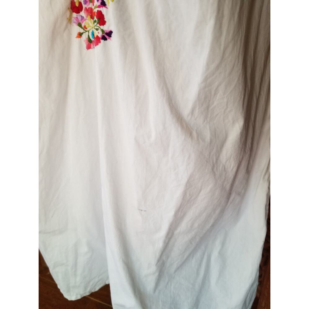 Vintage 1970s Mexican San Antonino Hand Embroidered White Cotton Maxi Dress - Picture 7 of 9
